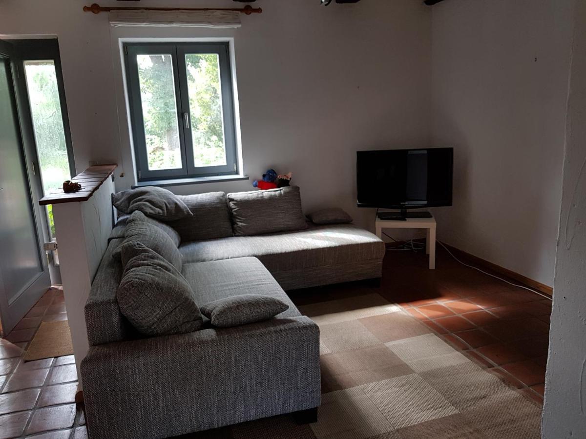 Grosse Wohnung / Haushaelfte In Peetzig Am See Angermunde Exterior photo